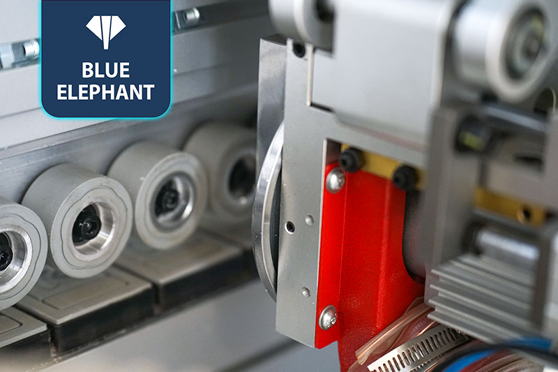 全自動封邊機(jī)