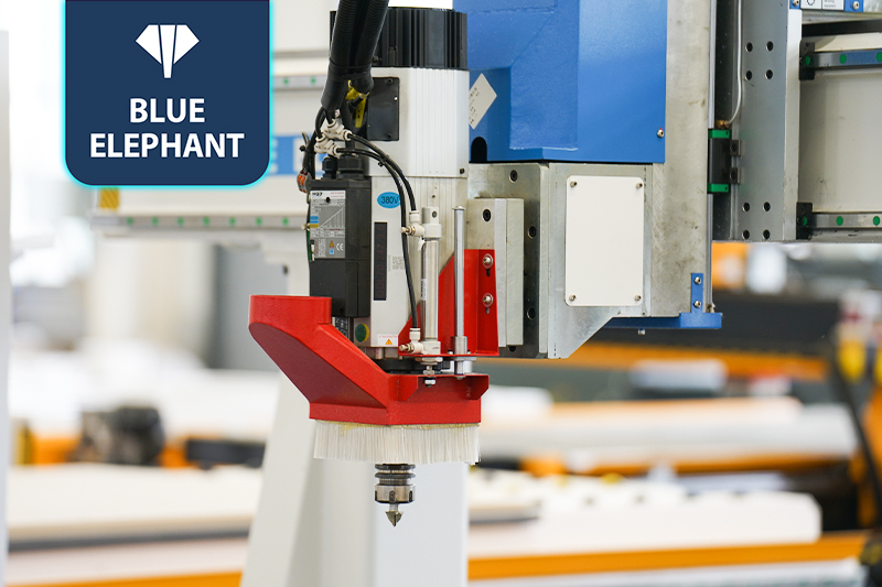 四軸門墻柜一體機