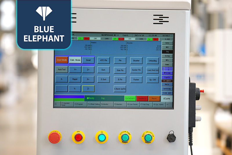 直排換刀加工中心+上下料貼標